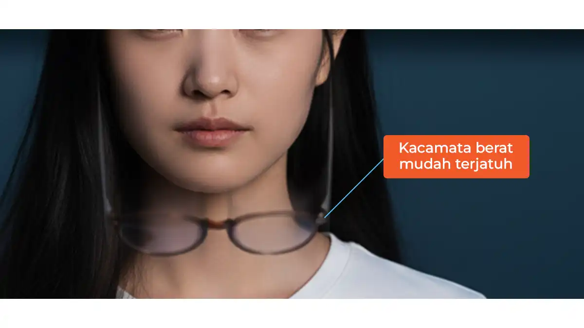 foto ilustrasi kacamata seorang wanita terjatuh karena terlalu berat